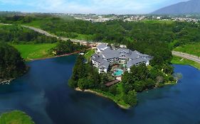 Lido Lake Resort By Mnc Hotel